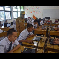 Menanamkan Percaya Diri siswa Melalui USBN dan UNBK Di Kab. Enrekang