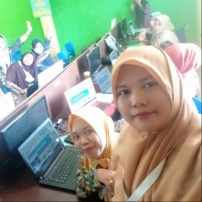 Guru MTs Shohibul Ilmi Sampeang Semangat Ikuti Pelatihan TIK di Hari Ketiga