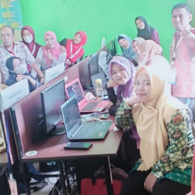 Guru TIK MTsN 4 Bulukumba Terkesan dengan Widyaiswara di Pelatihan TIK