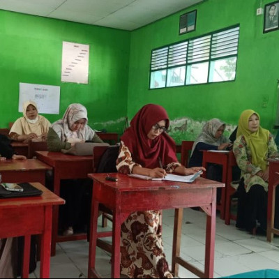 Jelang PAT TP 2021/2022, Guru MA PP Nurul Falah Bukukumba Ikuti MGMP Matematik