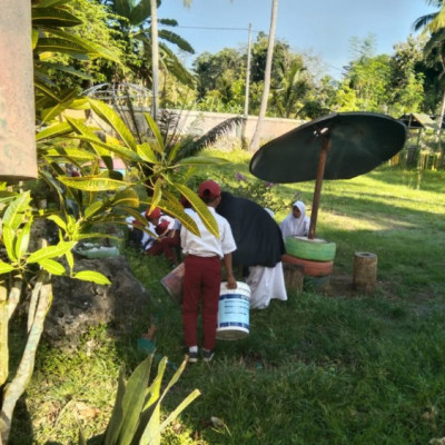 MI Al-Khaerat Tudonro Gelar Kerja Bakti Peduli Lingkungan Sekolah