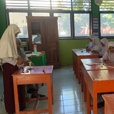 MIN 1 Bulukumba Gelar Ujian Praktek Kelas VI Secara Terstruktur