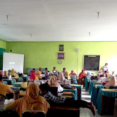 Rapat Jelang Reakreditasi, Kepala MAN 2 Bone : Kita Optimis Kembali Meraih A