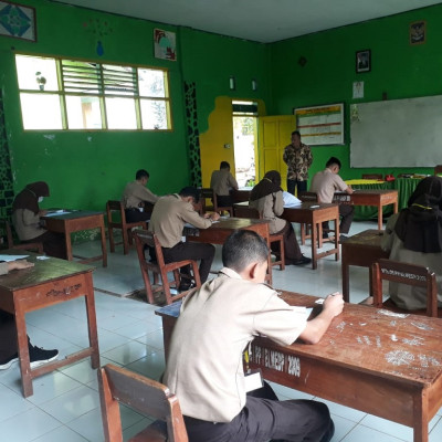 Begini Keadaan Ujian Madrasah Hari Kelima MTs Al-Ikhwan