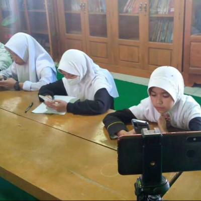 Selain Menulis Buku, Siswa MA PP Nurul Falah Bulukumba Juga Ramai-ramai Jadi Blogger