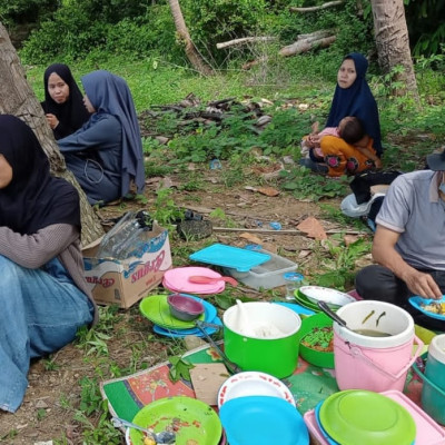 Siswa Kelas IX MTs Guppi Possi Tanah, Gelar Perpisahan di Objek Wisata Batunggulung