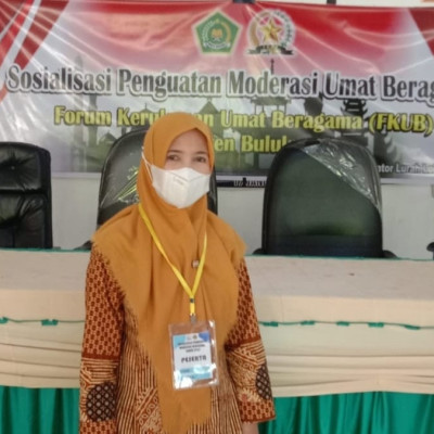 Kaur TU MTsN 1 Bulukumba Beserta 2 Stafnya Ikuti Sosialisasi Penguatan Moderasi Beragama