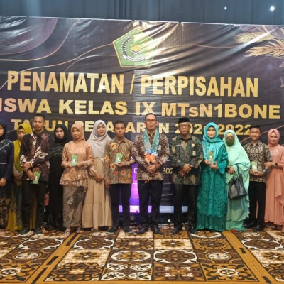 Berbagai Penghargaan di Momen Penamatan dan Perpisahan MTsN 1 Bone Tahun 2022