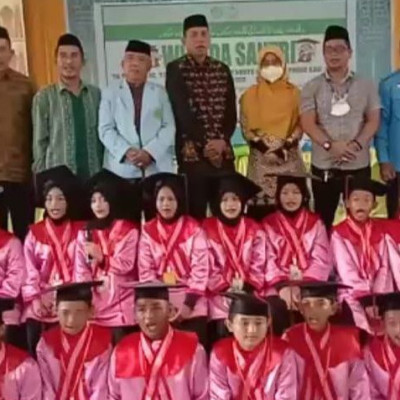 113 Santri TKA/TPA Binaan BKPRMI Wisuda, Kepala KUA Timur Beri Apresiasi