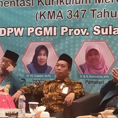 Guru MTsN 5 Bulukumba Ikuti Pembukaan Workshop IKM