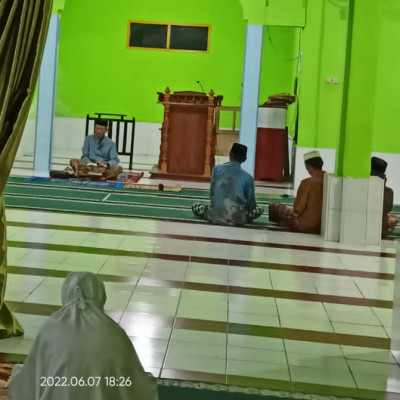 MTs Attahiriyah Mangopi Rutinkan Pengajian, Ketua Yayasan: Persiapkan Bekal Menuju Surga