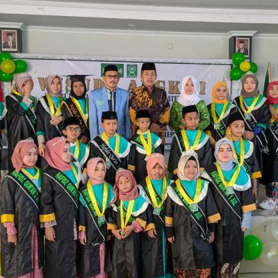 Hadir Dalam Wisuda ITQ Fatayat NU Parepare, Kasi Penmad: Mengajinya Harus Lanjut Terus