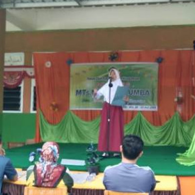 Siswa MI Al-Khaerat Tudonro Mengikuti Lomba Puisi di MTSN 3 Bulukumba