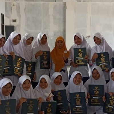 Anak Walinya Diterima di Sekolah Unggulan, Nur Asni: Bangga Atas Pencapaian Mereka