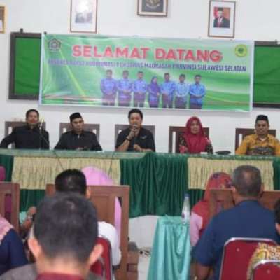 H. Jamaris, Selamat Datang Peserta Rakor Pokjawas Madrasah Kab/Kota Di Bumi Panrita Kitta