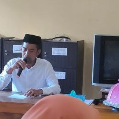 Kepala MTs. PP Babul Khaer Kalumeme Harap Jeda Semester Dimanfaatkan Oleh Guru