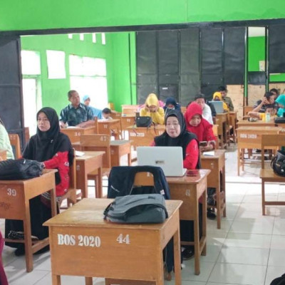 Rapat Pembagian Tugas Pendidik dan Tenaga Kependidikan MTsN 2 Bulukumba