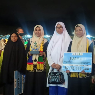 Sumbang 6 Medali, Santri PP Al-Junaidiyah Biru Antar Bone Raih Juara Umum MTQ Ke XXXII