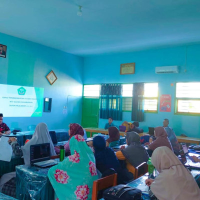 MTs Sultan Hasanuddin Gelar Sosialisasi Kurikulum Merdeka