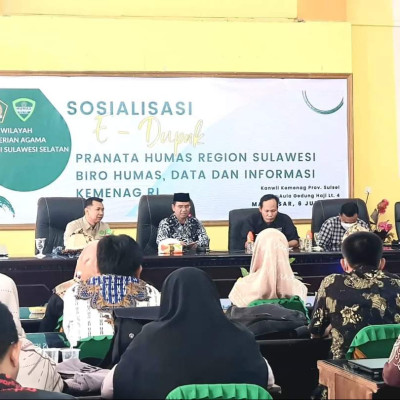 Sosialisasi  E Dupak, Khaeroni Sebut Humas Bagian Terpenting di Kemenag