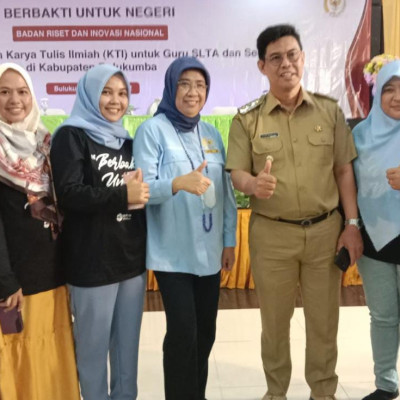 Guru MTs Muhammadiyah Kajang Ikuti Pelatihan Penulisan Karya Tulis Ilmiah