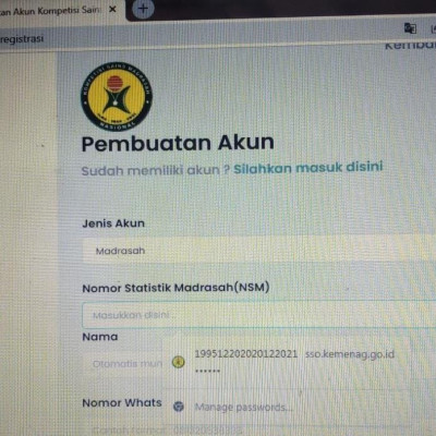 Pembimbing KSM MTsN 5 Bulukumba Buat Akun Madrasah Untuk Pendaftaran KSM