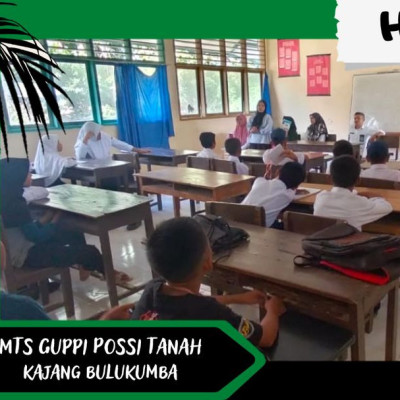 Pengenalan Tenaga Pendidik Kepada Siswa Baru MTs Guppi Possi Tanah