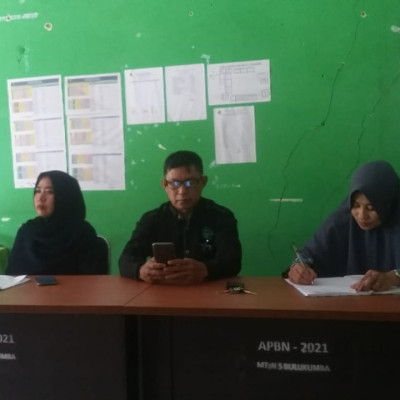 Kaur TU MTsN 5 Bulukumba Gelar Desiminasi Hasil Sosialisasi Implementasi MERIT