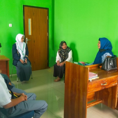 4 Siswa SMKN 1 Parepare Prakerin di Kantor Kemenag