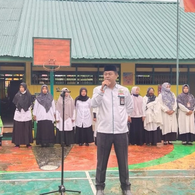 Pertemuan Perdana, Kepala MIN 7 Bone : Jadikan Madrasah Rumah Kedua