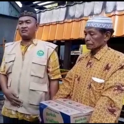 Pontren As'adiyah Gerak Cepat Bantu Korban Kebaran