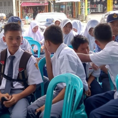 Siswa MTs Muhammadiyah Bulukumba Antri Terima Dana PIP