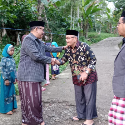 MIS As’adiyah Kindang Diseruduk Pengurus Pusat Ponpes As'adiyah Sengkang     