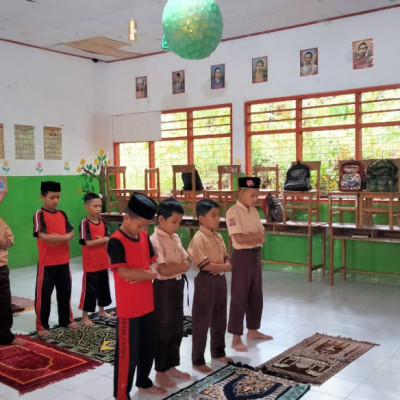 Bentuk Karakter Siswa MIS Serre Dengan Pembiasaan Shalat Dhuha