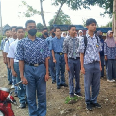 Salah Seorang Peserta Didik MA Tengah Lembang Lolos Anggota Paskibraka Tingkat Kabupaten