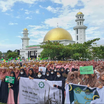 Peserta Tumpah Ruah Ikuti Pawai 1 Muharram di Wajo