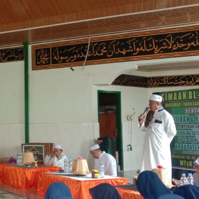 Kelas 9 Tahfidz MTsN 1 Bone Ikut Sima'an Akbar JQH NU Bone