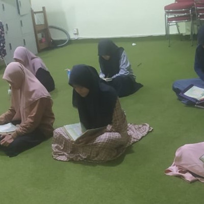 Sambut 1 Muharram, Kelas 8 Tahfidz MTsN 1 Bone  Gelar Sima’an