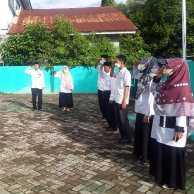 Giat Apel Pagi KUA Mandai, ‘Disiplin dan Tanggung Jawab'