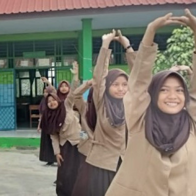 MTsN 4 Sinjai Gelar Senam Perdana Usai Liburan Sekolah