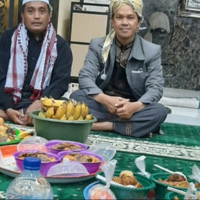 Kepala KUA Mandai Hadir ‘Lestarikan Kearifan Lokal Tradisi Muharram dalam Mappeca Sura’