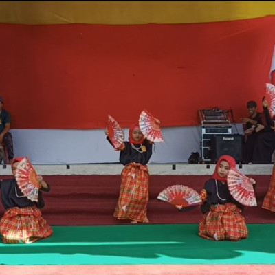 Peserta didik MIS As'adiyah Kindang Tampil di Ajang lomba Seni