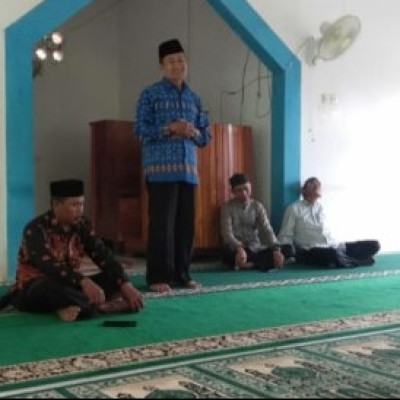 Sekaligus Tiga Tingkatan Pendidik Madrasah Muhammadiyah Songing Adakan Pengajian