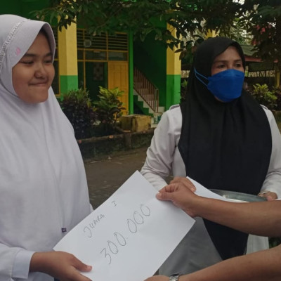 Upacara Bendera Di MTsN 2 Bulukumba, Kamad Apresiasi Juara KSM Tingkat Kabupaten