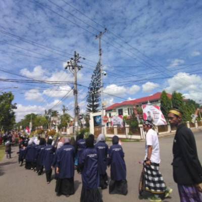 MA dan MTs Darul Hikmah Lenggo-Lenggo Ramaikan Karnaval Merdeka Toleransi