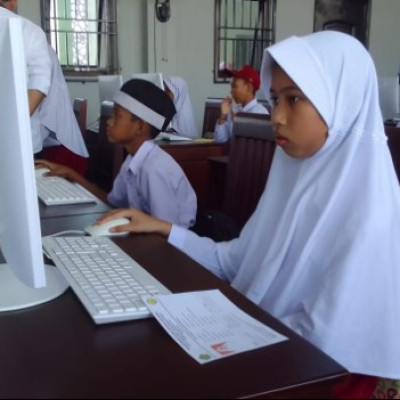 Seorang Peserta Didik MI Darul Istiqamah Lanjut KSM Tingkat Provinsi