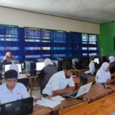 Tingkatkan Potensi Peserta Didik, MA Tengah Lembang Gelar Ujian Utama ANBK