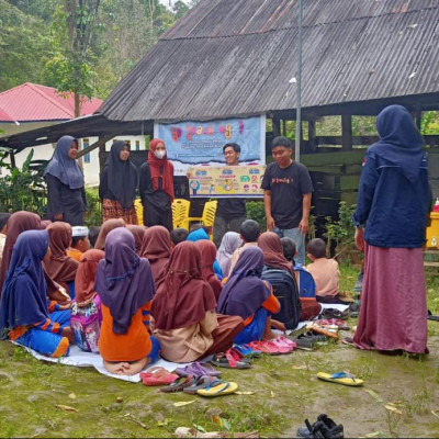 Peserta Didik MIS As’adiyah Kindang Antusias Ikuti Materi Kelas Kesehatan