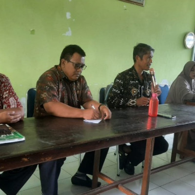 Problem Solving, Kepala MAN 2 Bone Gelar FGD Bersama Guru