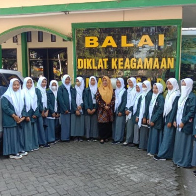 Peserta Didik MAS Darul Istiqamah Bongki Rinjani Ucap Syukur Telah Mengikuti KSM Tingkat Provinsi